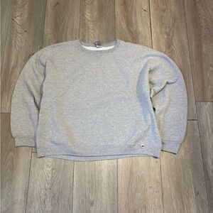Vintage Men’s Russel Athletic Gray Crewneck Size XL